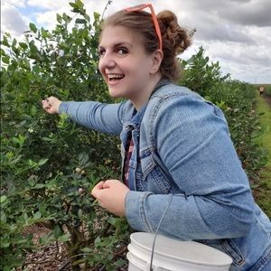 Meet your Posher, Jess